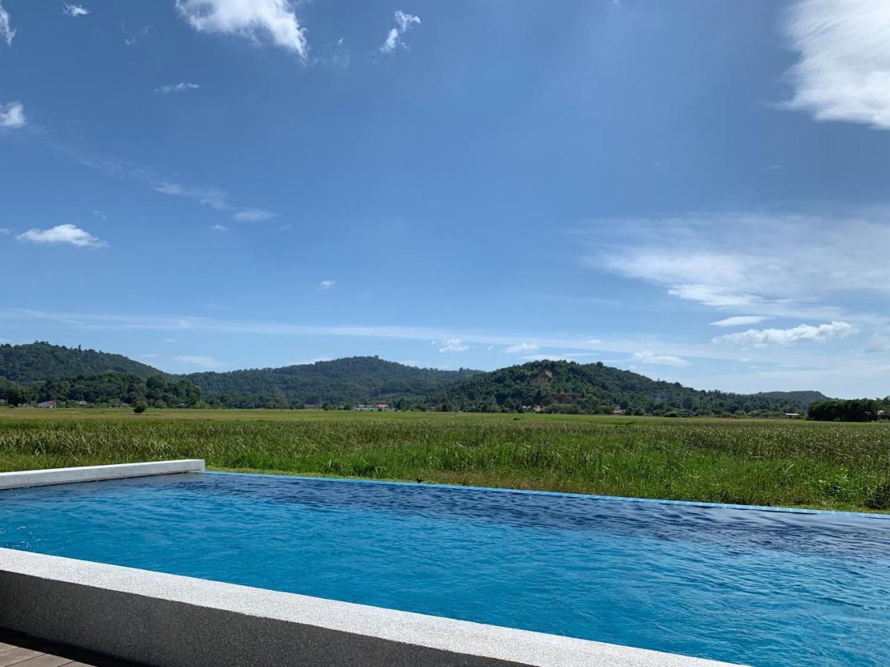 Cloud9 Holiday Cottages بانتايْ تْشينانغ المظهر الخارجي الصورة